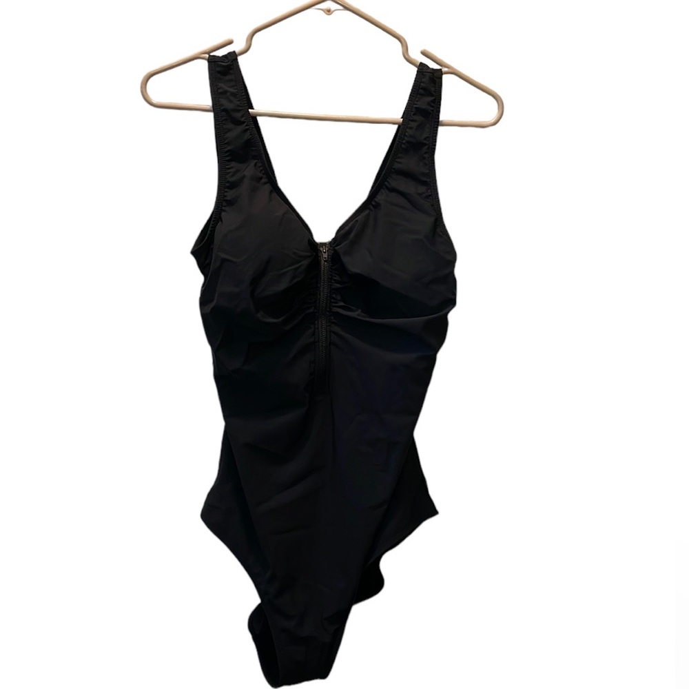 bpc Women’s Zip Front Black Bathing Suit Size 10 in Great Condition